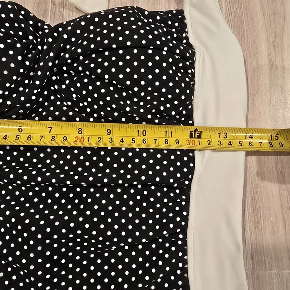 Sheridyn Swim Women's Marilyn Boyleg One Piece Swimsuit US Size 12 Black/White. - Picture 7 of 12